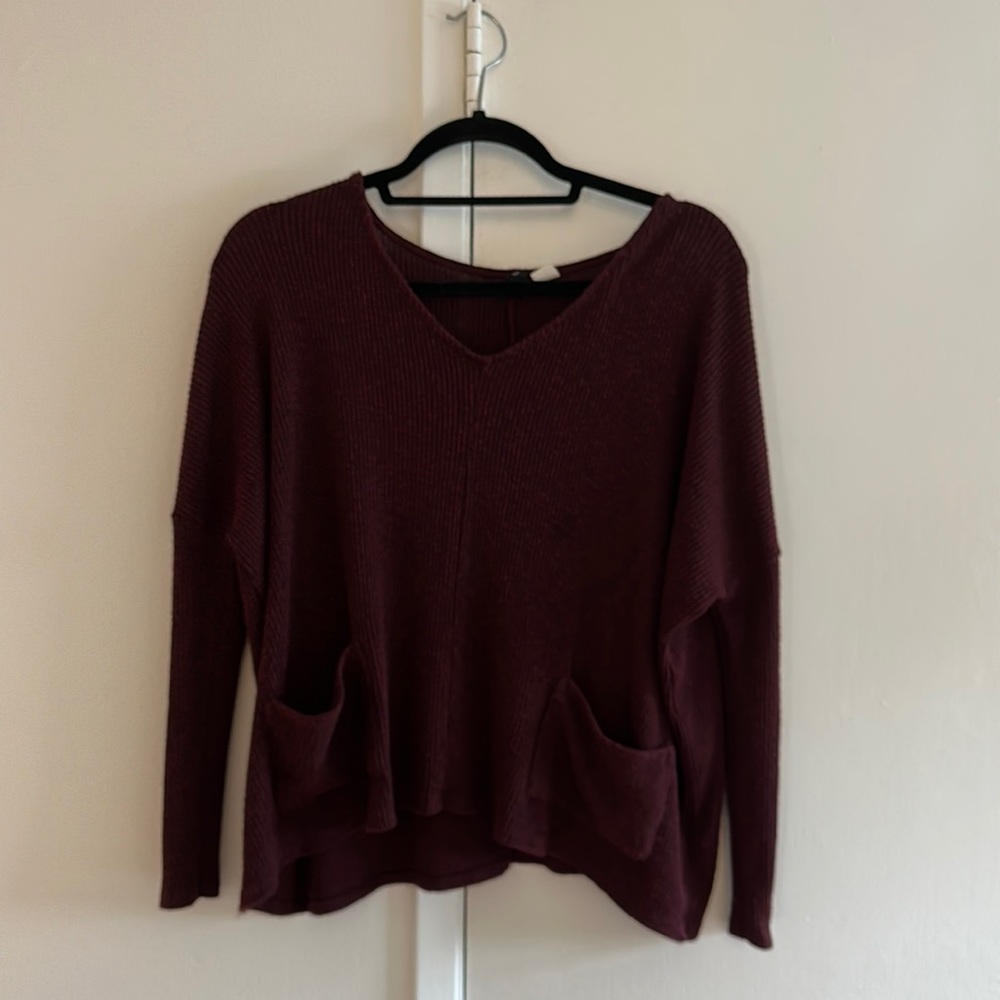 BDG Sweater